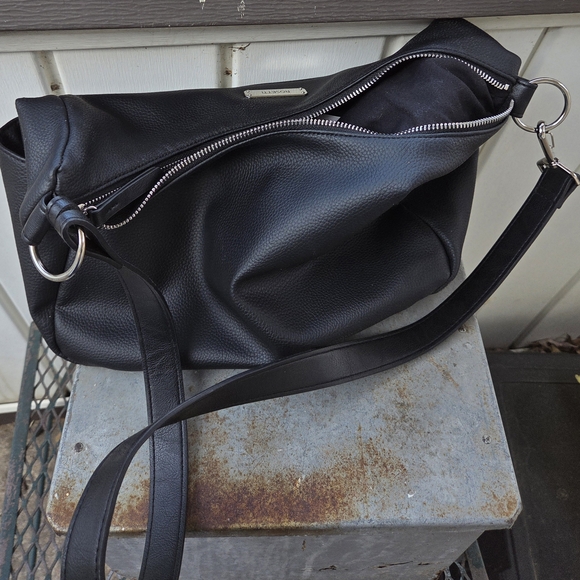 Rosetti Classic Black Hobo Bag - Picture 5 of 5